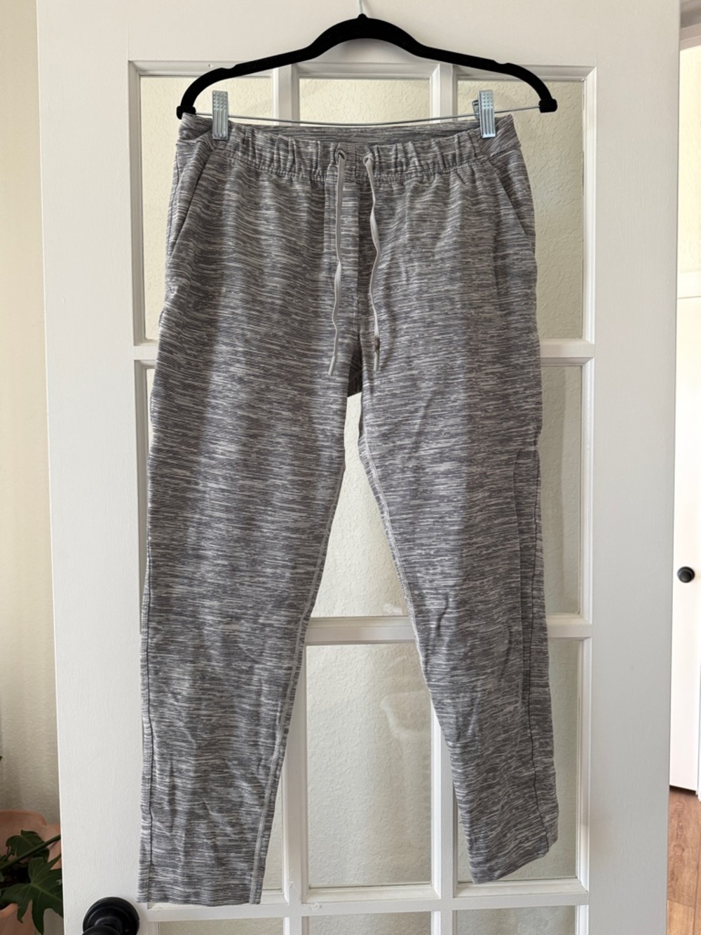 Lululemon Women Gray Heather Drawstring Jogger Pants